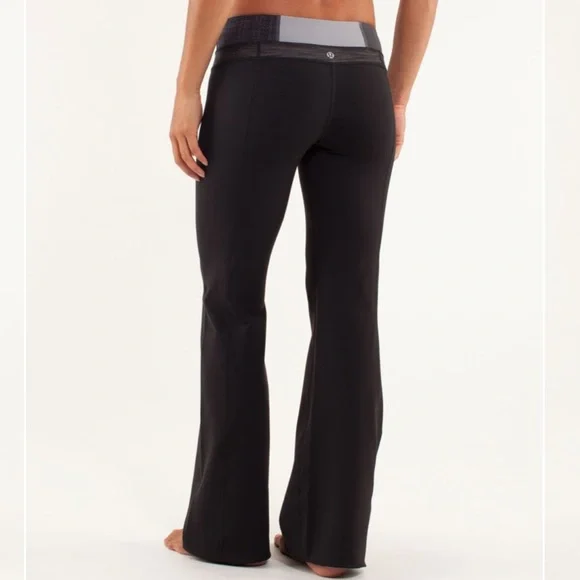 SOLD Lululemon Reversible Groove Pant - Picture 1 of 12